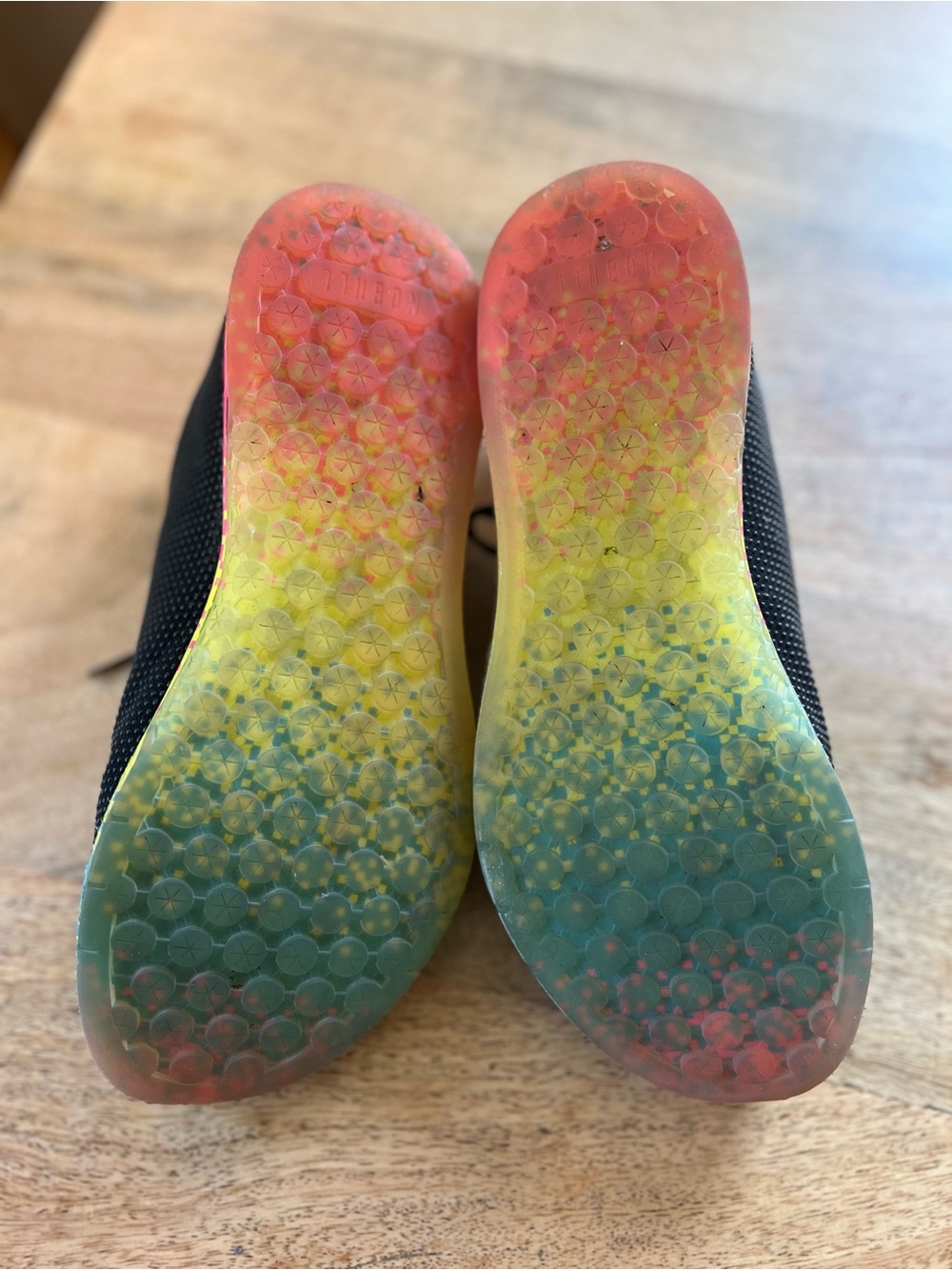 Nobull Black Athletic Sneakers with Colorful Speckled Midsole size 7 - Picture 10 of 11